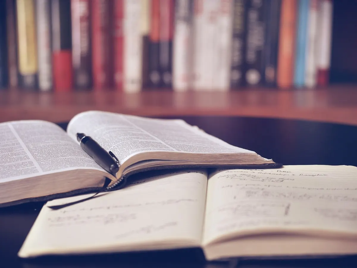 How to Start a Book Club in Your Neighbourhood: A Step-by-Step UK Guide